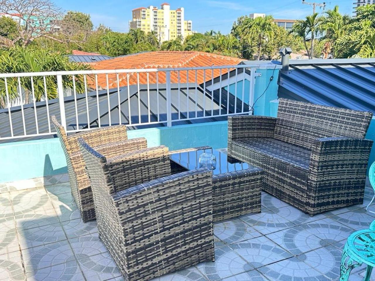 Blue House Miami Hotel North Bay Village Exterior photo