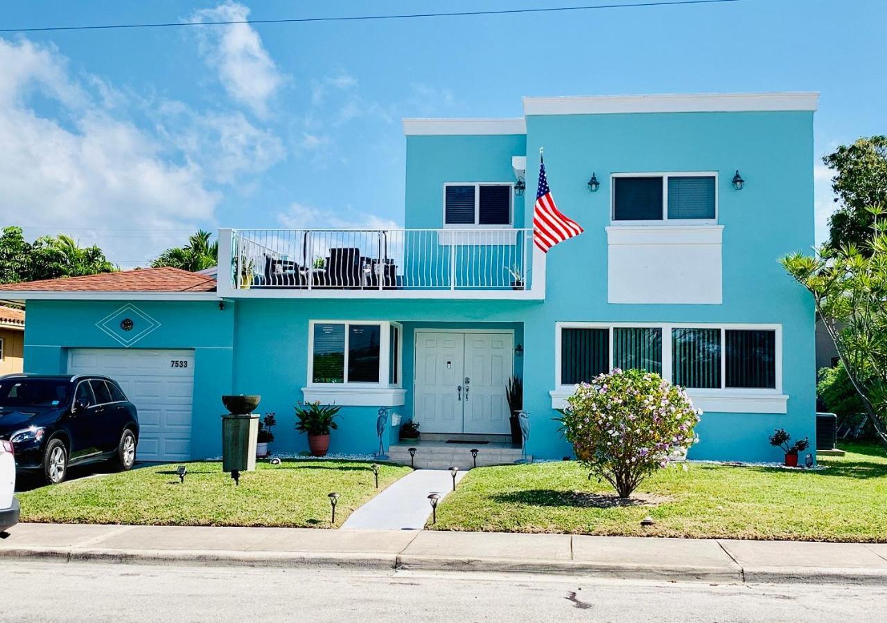 Blue House Miami Hotel North Bay Village Exterior photo